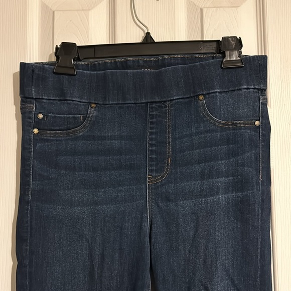 Liverpool Ladies The skinny Pull on Jeans - Picture 2 of 6